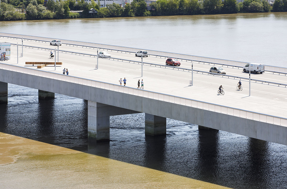 OMA opens Simone Veil Bridge