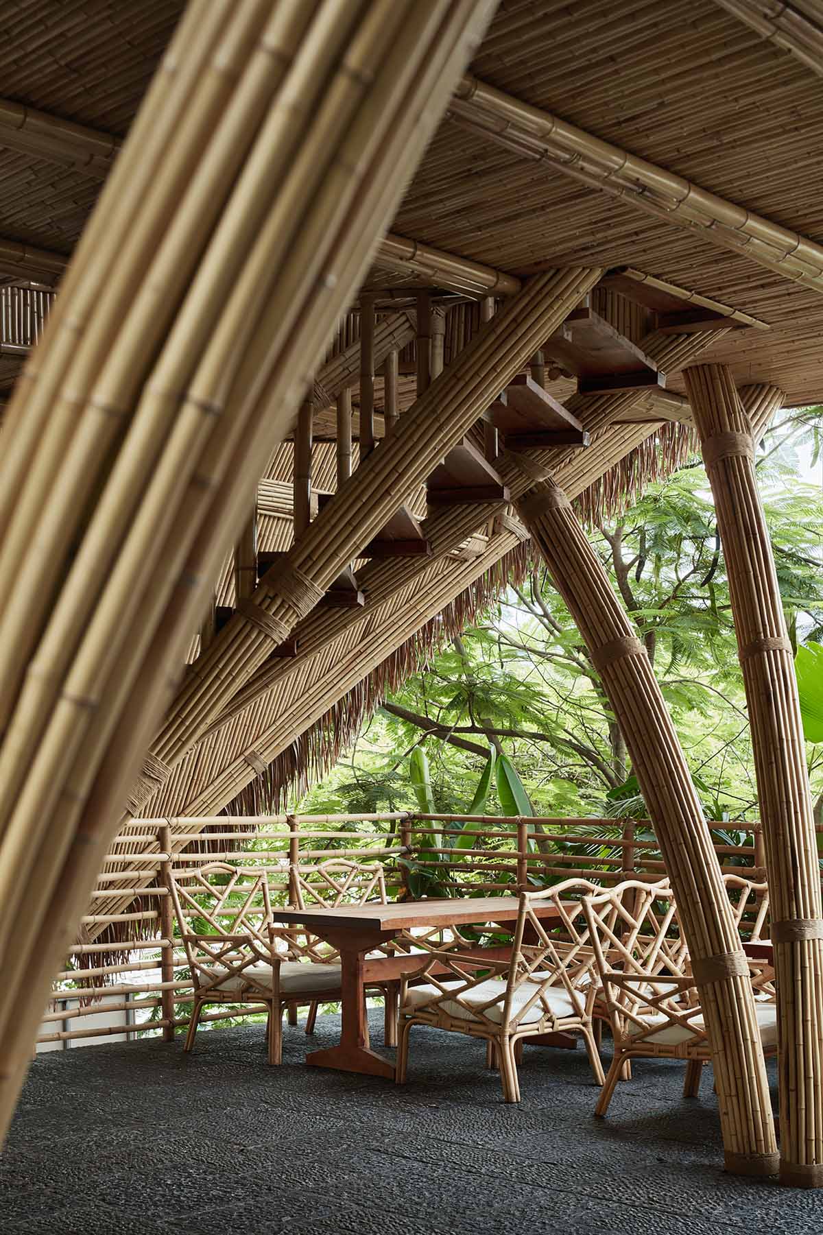 Bamboo ladder and sheds surround cafe and resturant designed by Funs Design in China 