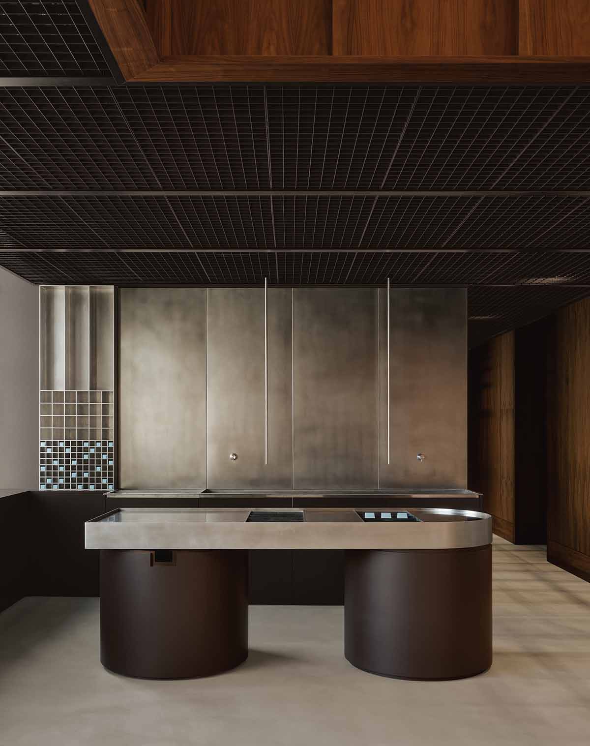 Atelier Carle combines medical setting with cold, sterile spaces for a clinic in Oakville, Ontario