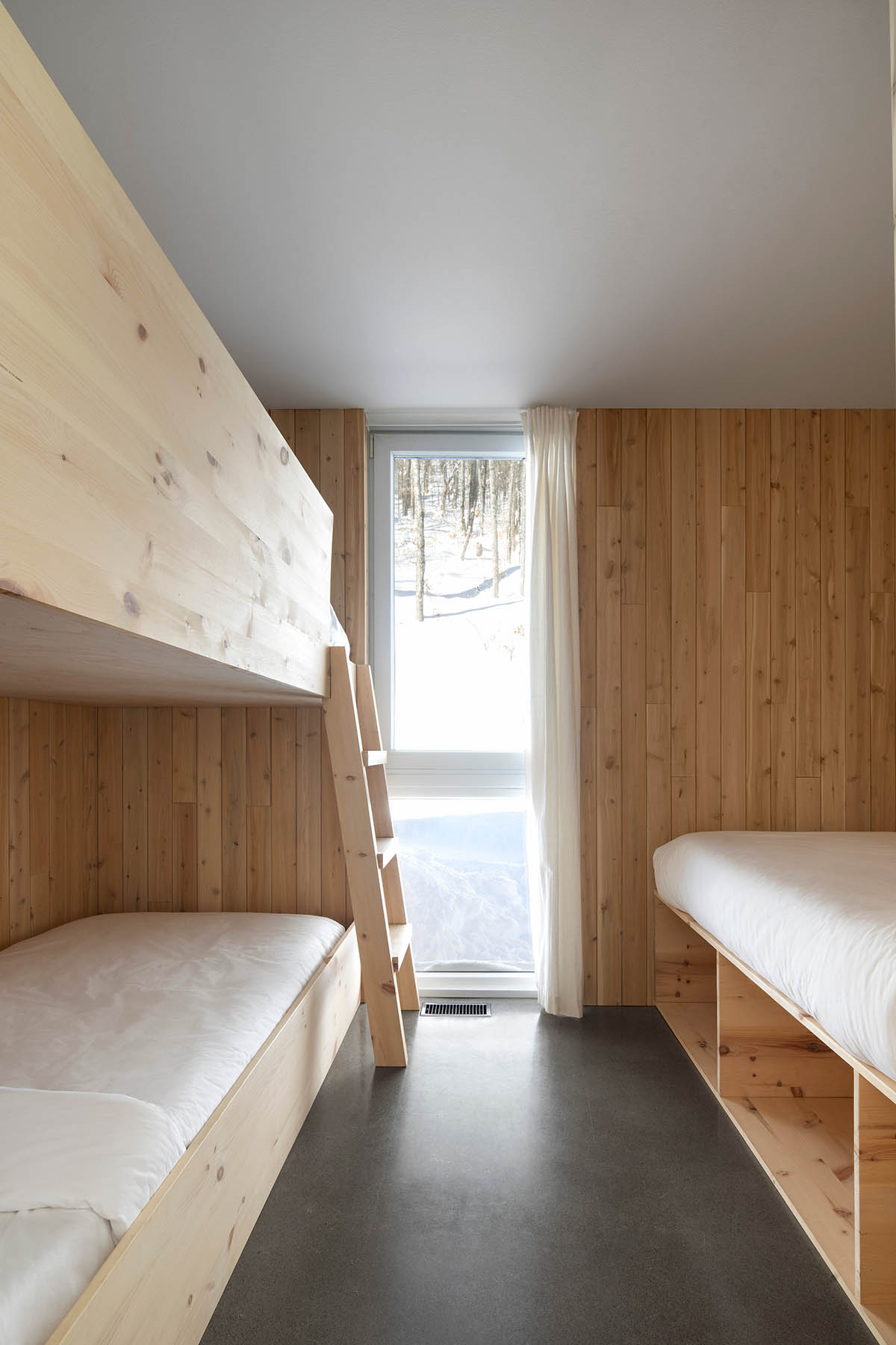 Residence Chez Léon by Quinzhee Architecture evokes the nostalgia of a 