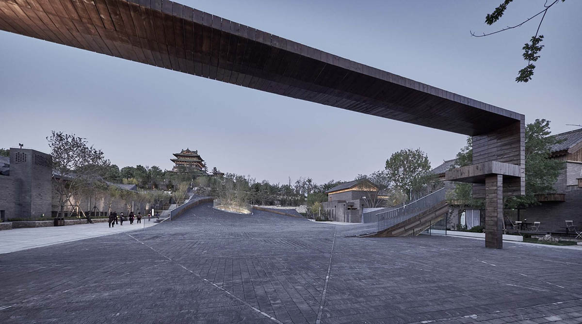 Atelier TeamMinus completes Piazza & Art Space activating its own environment in Beijing