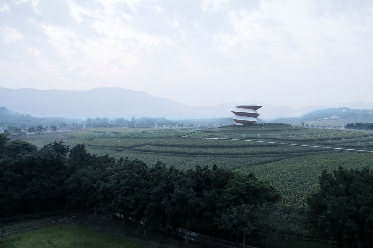 Doarchi designs spiral tower that allows visitors to explore the untouched nature while moving inside
