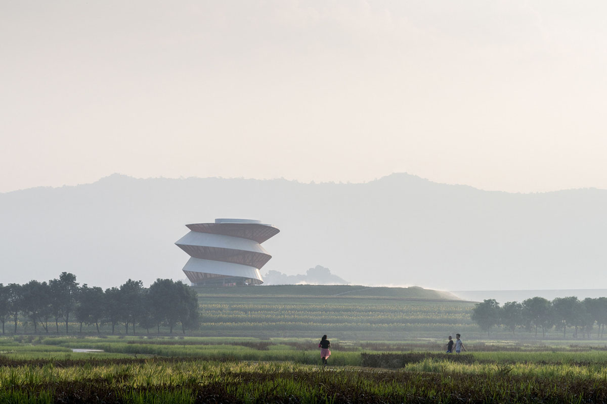 Doarchi designs spiral tower that allows visitors to explore the untouched nature while moving inside