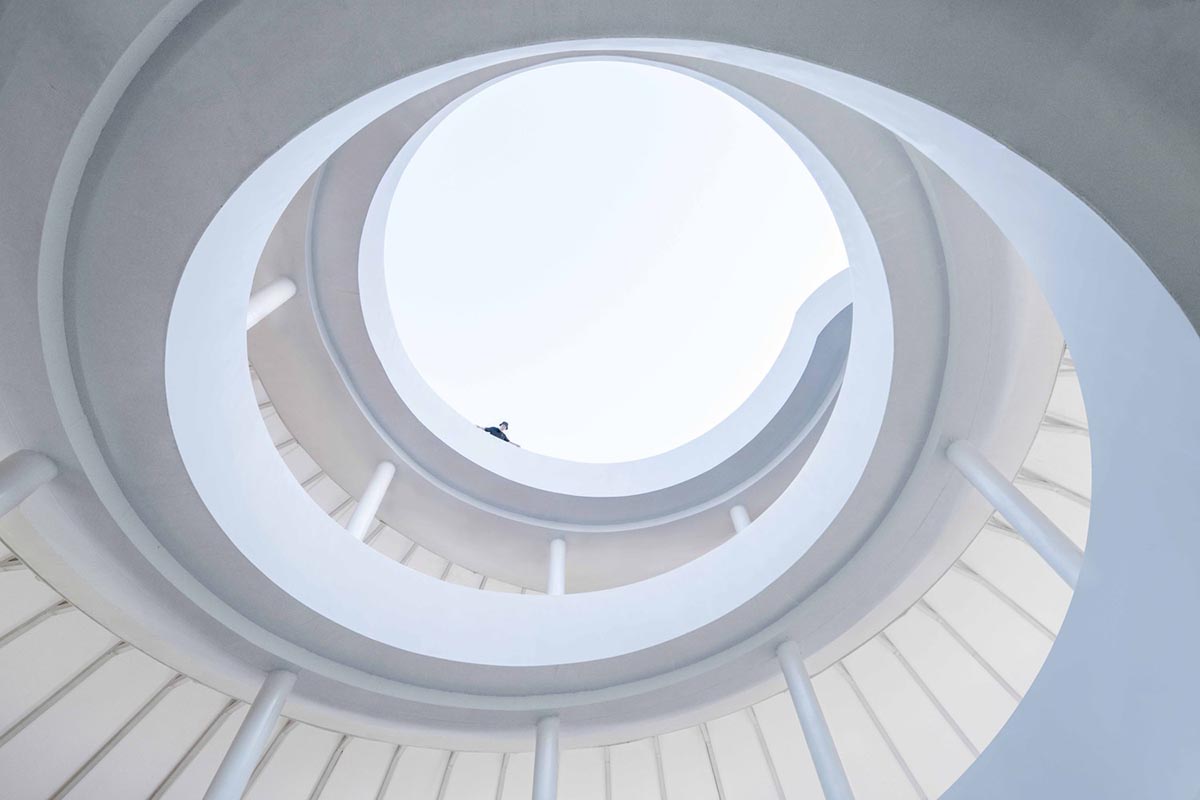 Doarchi designs spiral tower that allows visitors to explore the untouched nature while moving inside