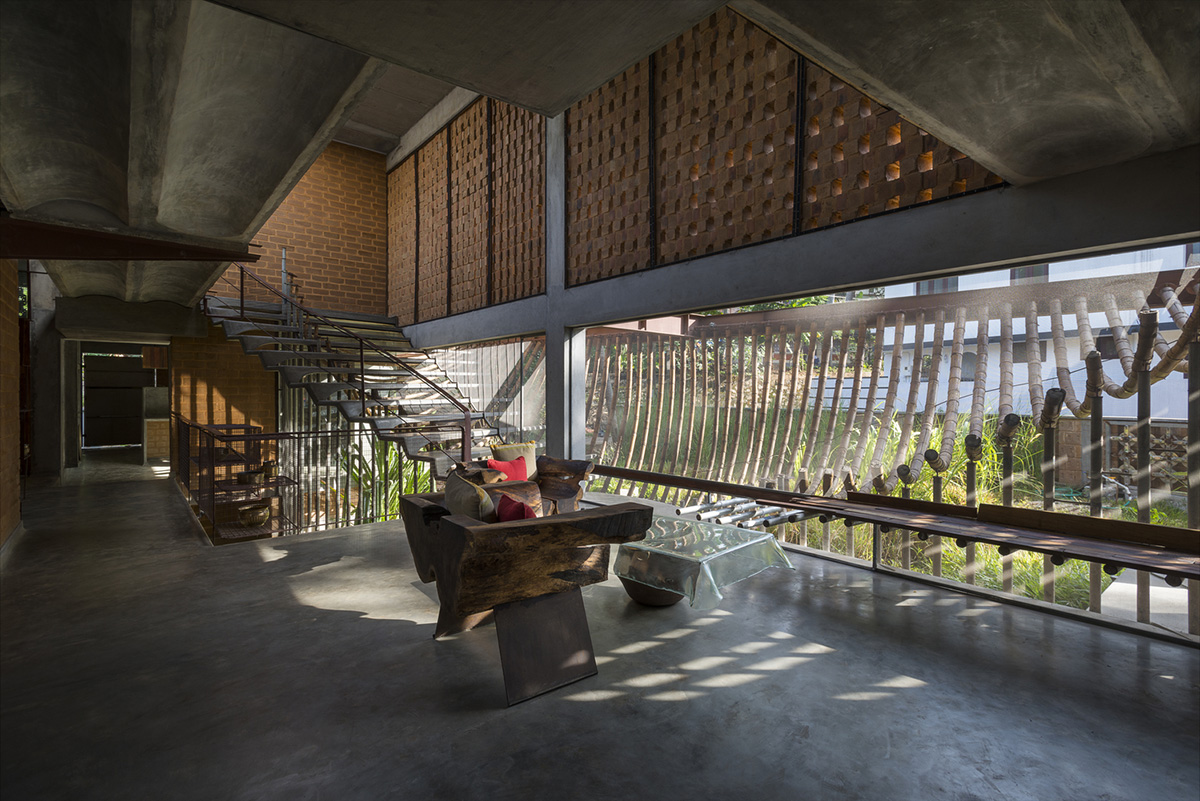 Curvaceous bamboo element changes the soul of this private residence designed by Wallmakers in India