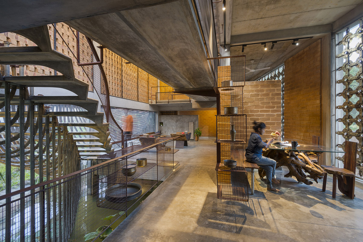 Curvaceous bamboo element changes the soul of this private residence designed by Wallmakers in India