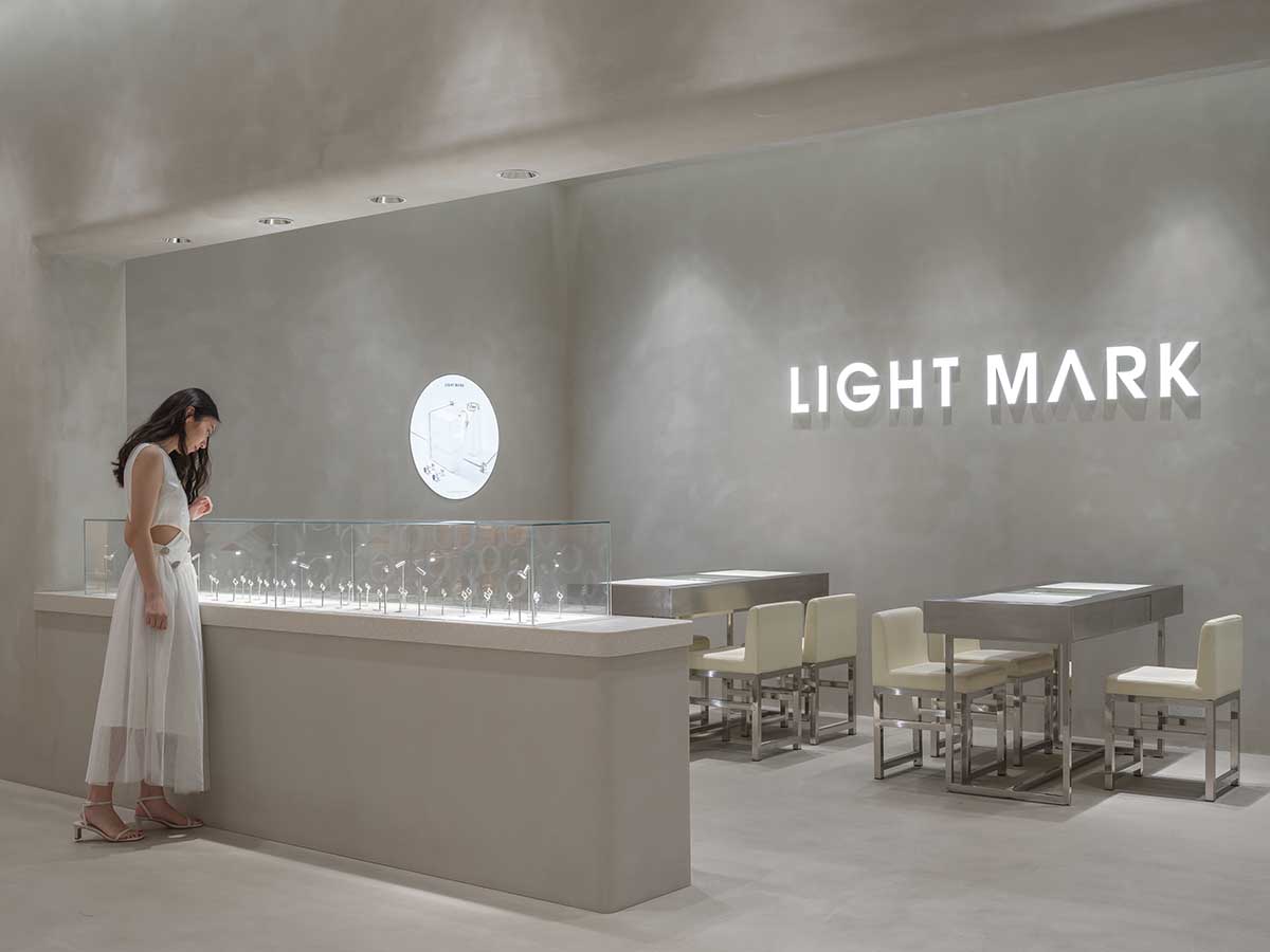 kooo architects adds transparent floating halos as a screen to jewelry store in Suzhou 
