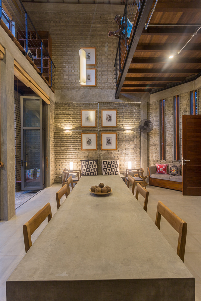 Chinthaka Wickramage Associates built Pagoda House with protruding facade in Sri Lanka