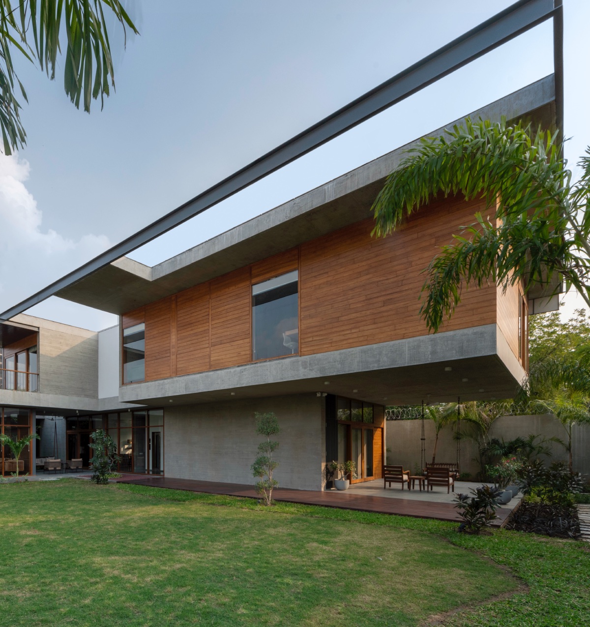 The Hovering House in Ahmedabad transports you to a secluded abode