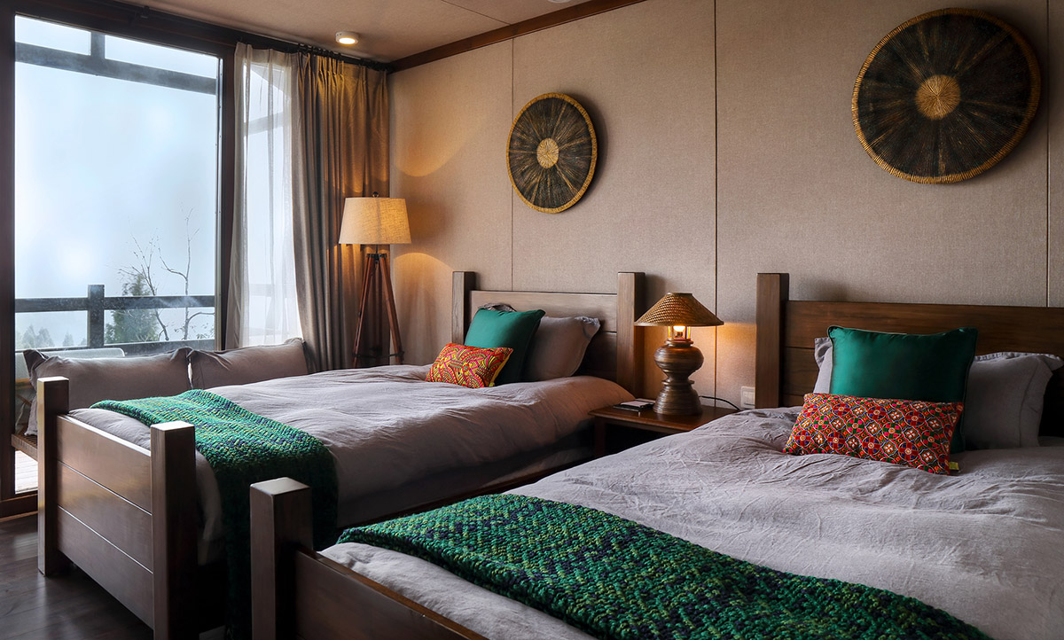 Fan Life built new residential cabins shaped through the original terrain of Hubei Province