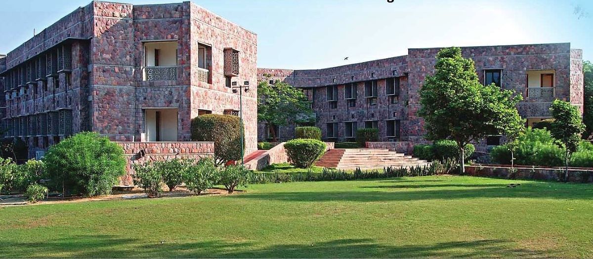 Ashok B Lall's IIHMR, Jaipur Is An Exemplar Of Critical Regionalism & Environmental Sustainability