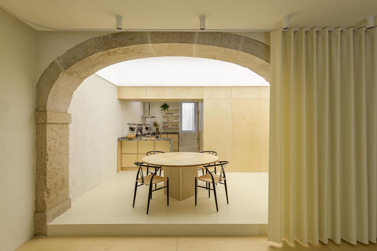 AB+AC Architects' cultural hub can be used for various kinds of activities with warm tones in Lisbon