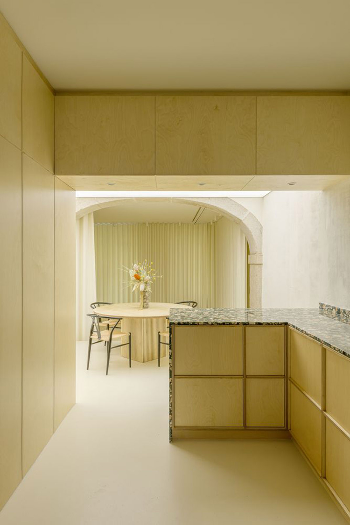 AB+AC Architects' cultural hub can be used for various kinds of activities with warm tones in Lisbon