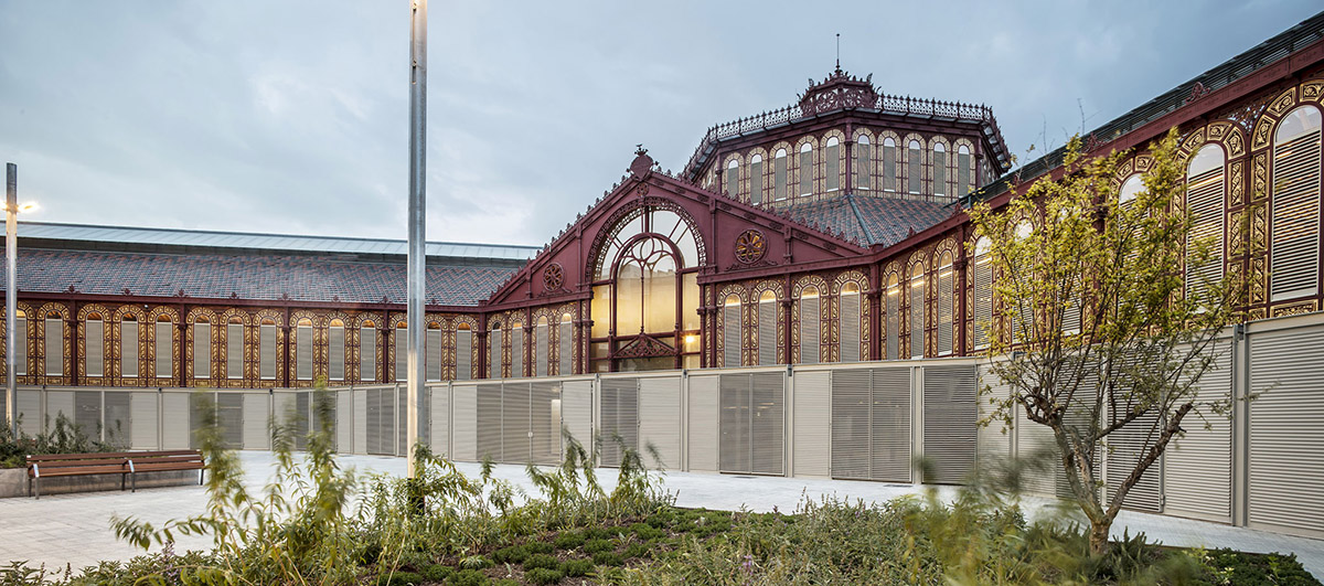 Social Regeneration Through Architectural Restoration - The Revived Sant Antoni Market in Barcelona