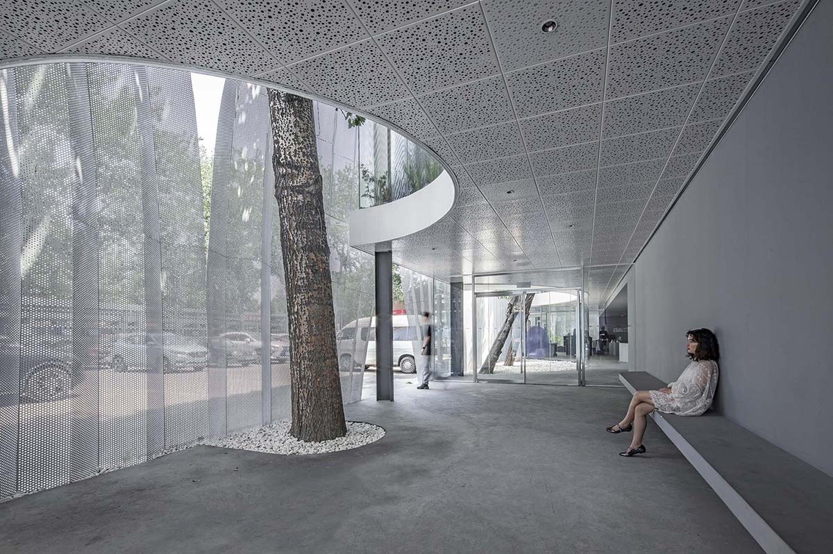Archstudio Converts Old Art Gallery Into A New Art Center