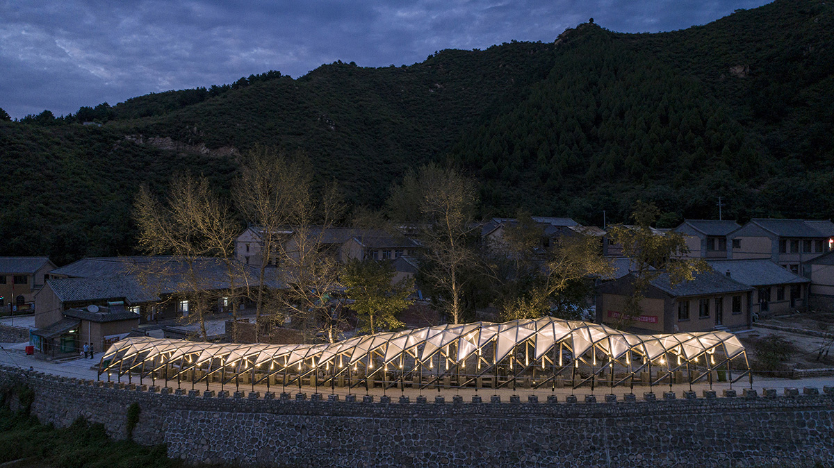 LUO studio Reused Wood Waste from Old Village Houses to Create a Pergola Structure in Hebei, China