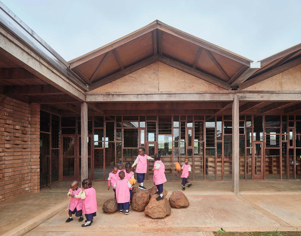 Urbanitree reimagines a kindergarten informed by ancestral African architecture in Cameroon