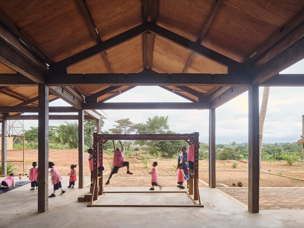 Urbanitree reimagines a kindergarten informed by ancestral African architecture in Cameroon