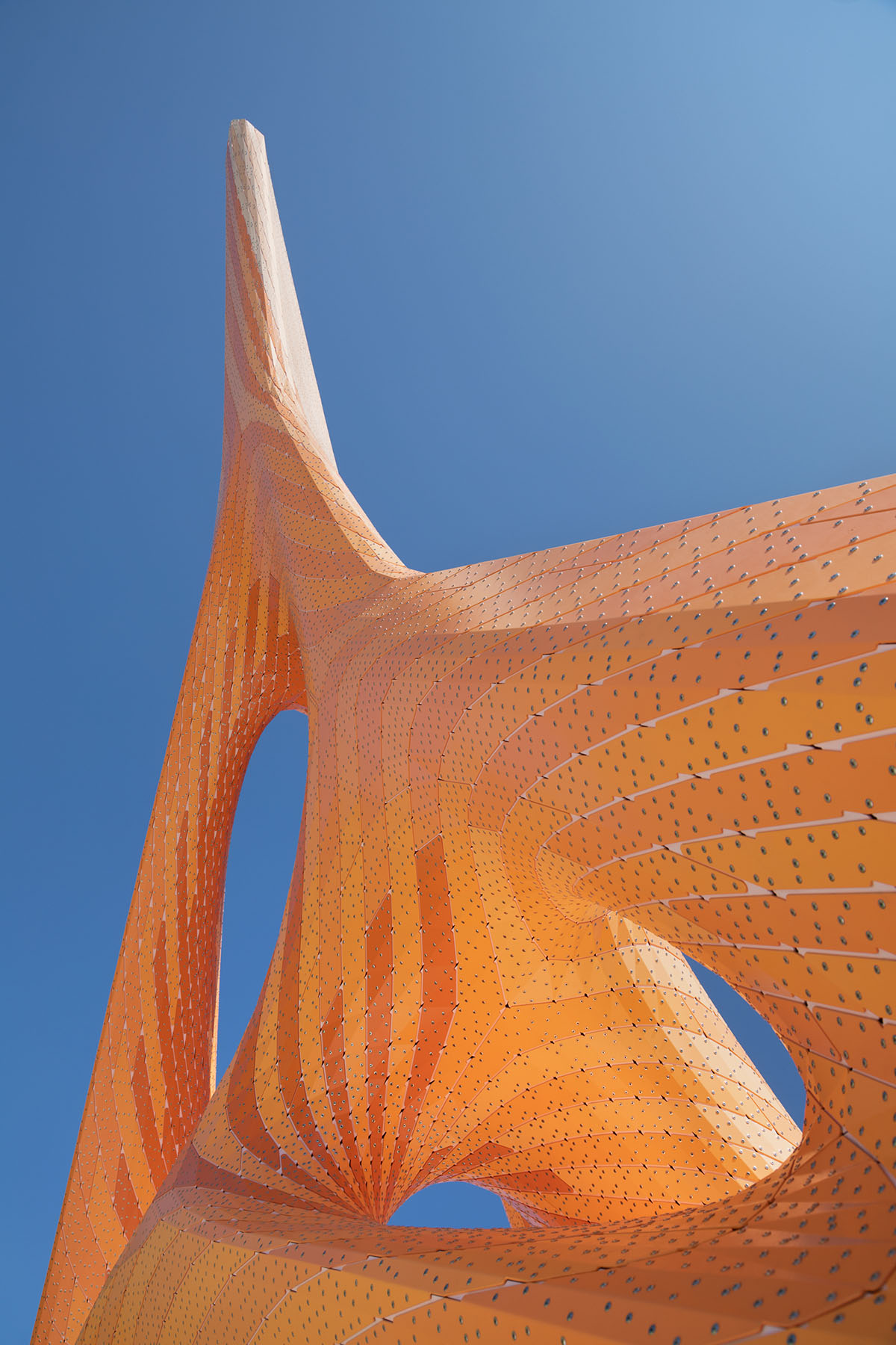 MARC FORNES & THEVERYMANY™  PRACTICING AT THE INTERSECTION OF ART