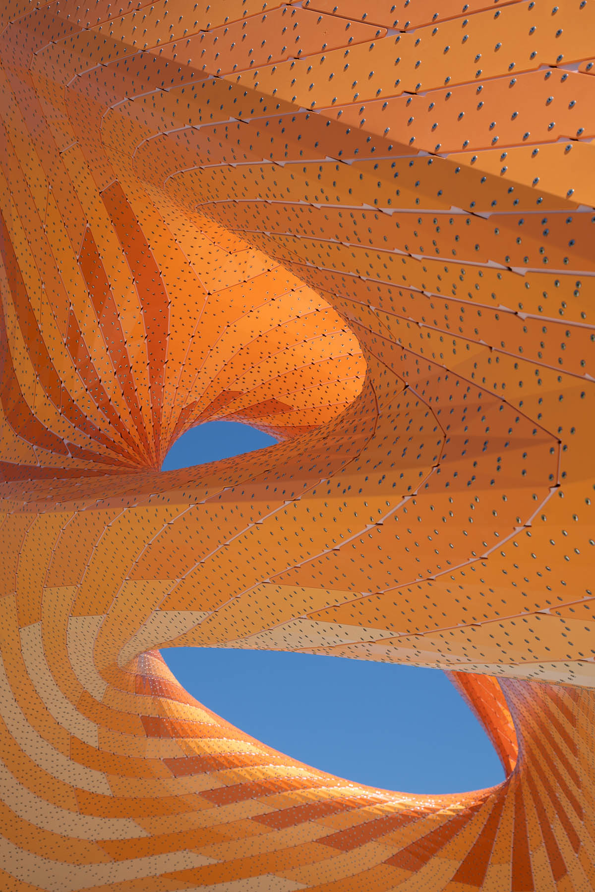 Agent Crystalline By MARC FORNES/THEVERYMANY Speaks The Art Of Speed