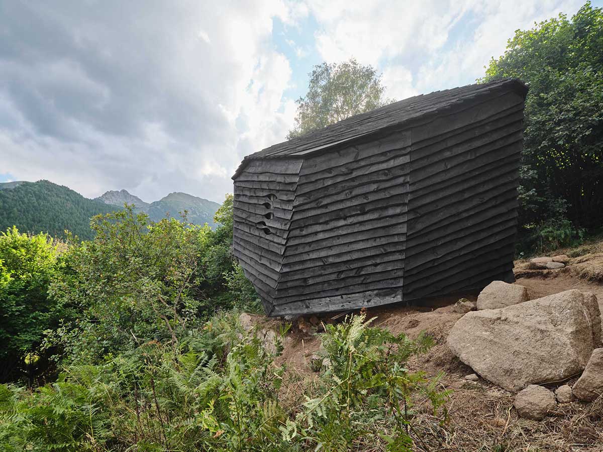 IAAC students built an ecological shelter that helps fight wildfires in the Pyrenees