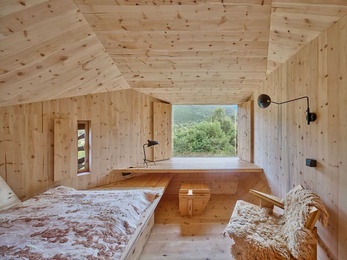 IAAC students built an ecological shelter that helps fight wildfires in the Pyrenees
