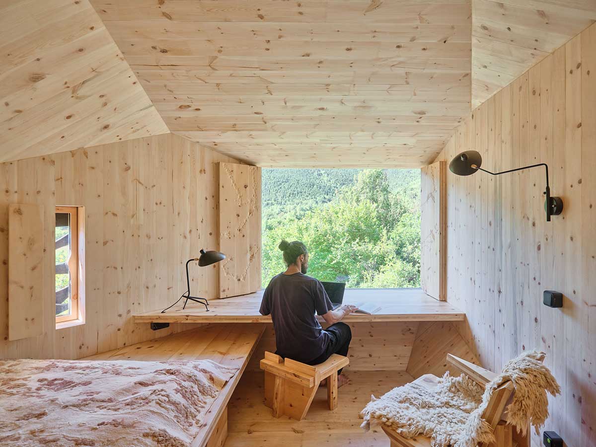 IAAC students built an ecological shelter that helps fight wildfires in the Pyrenees