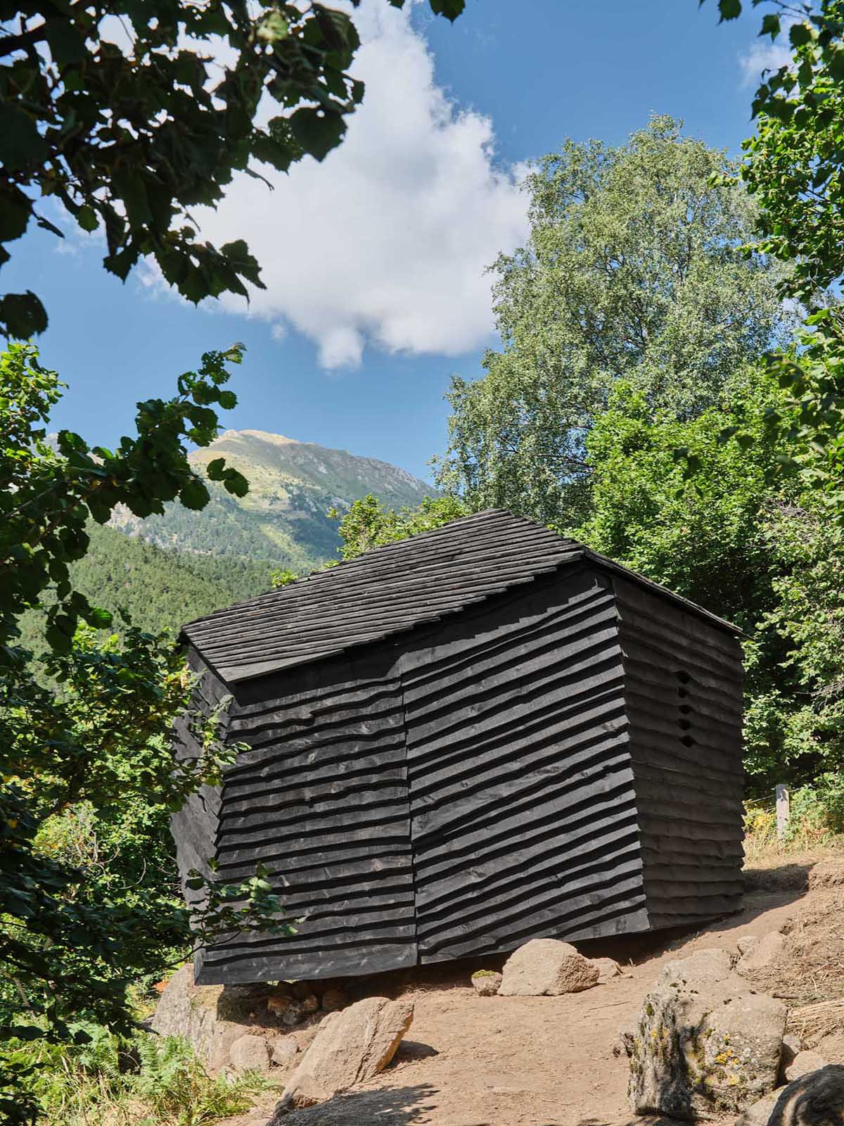 IAAC students built an ecological shelter that helps fight wildfires in the Pyrenees