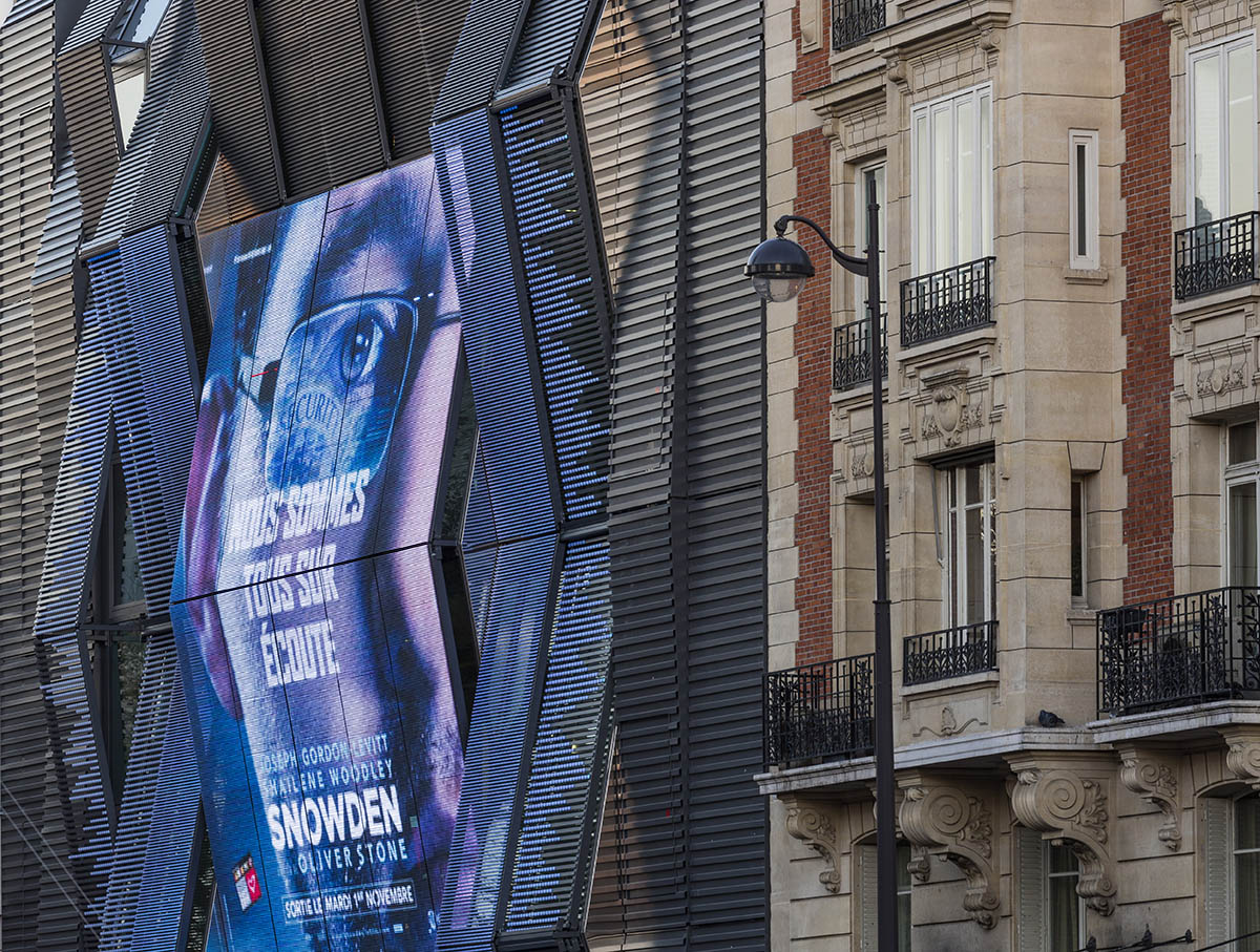 Manuelle Gautrand showcases films on the folded interactive screen for Paris’ historic building