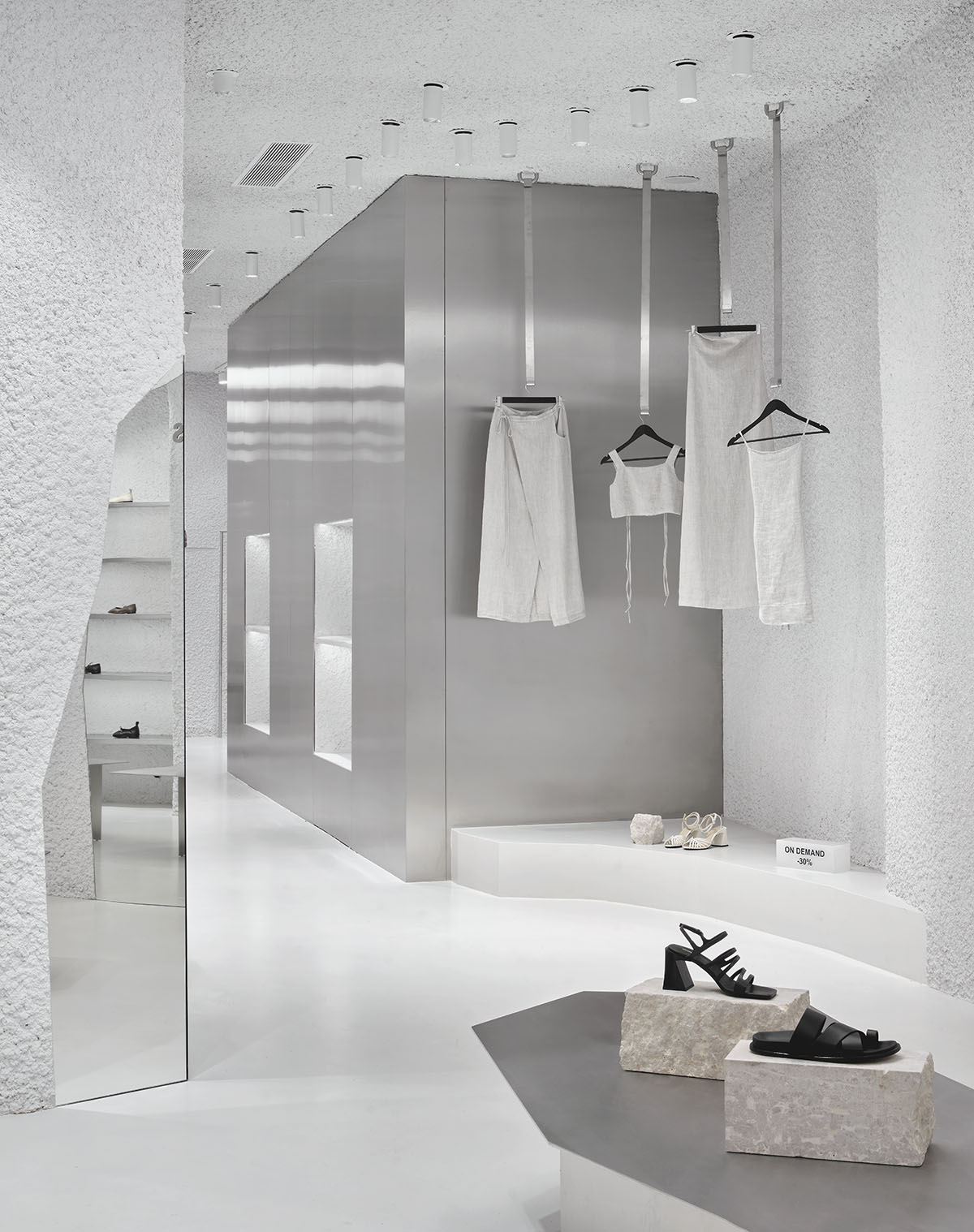 Clap Studio reflects Hawaii's volcanic landscape in ALOHAS flagship store in Barcelona 