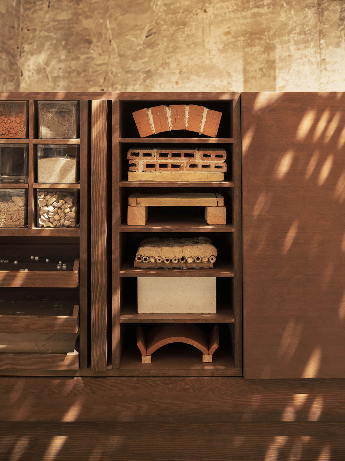 IE University presents 