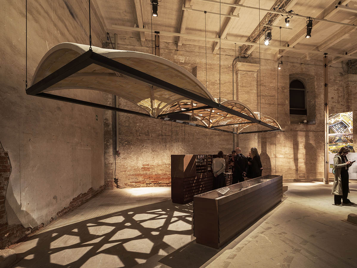 IE University presents 