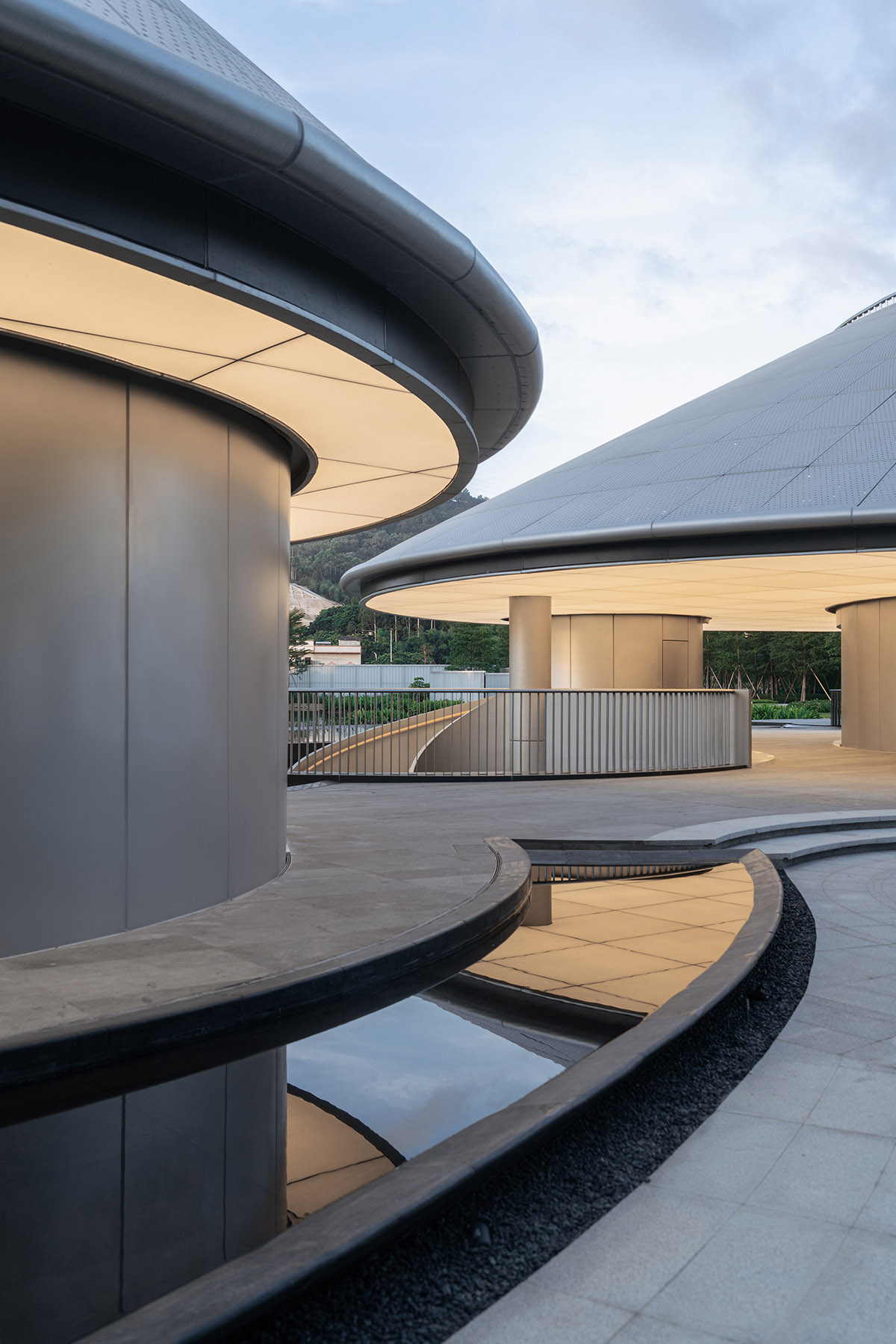 Wutopia Lab creates exhibition center referencing to Taoist and Taiji circles in Guangdong, China