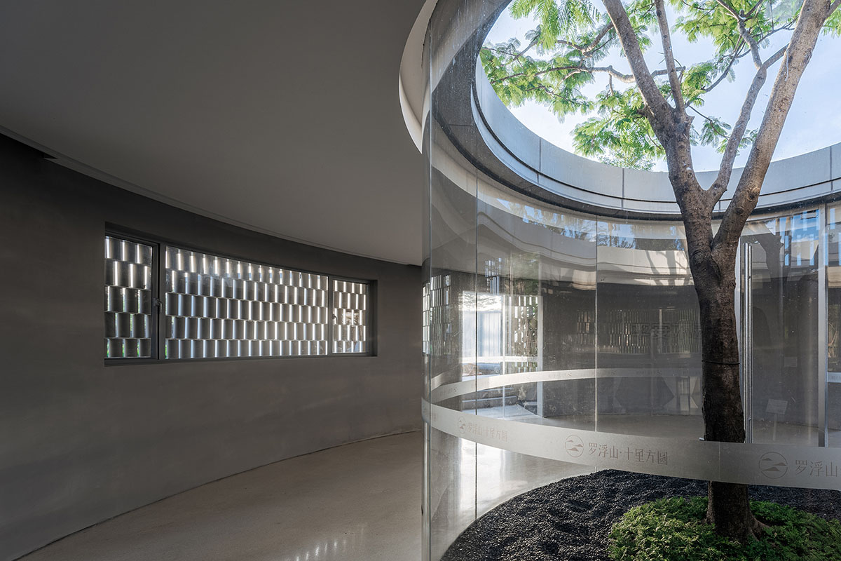 Wutopia Lab creates exhibition center referencing to Taoist and Taiji circles in Guangdong, China