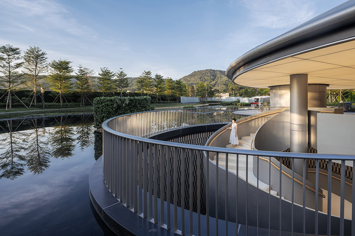 Wutopia Lab creates exhibition center referencing to Taoist and Taiji circles in Guangdong, China