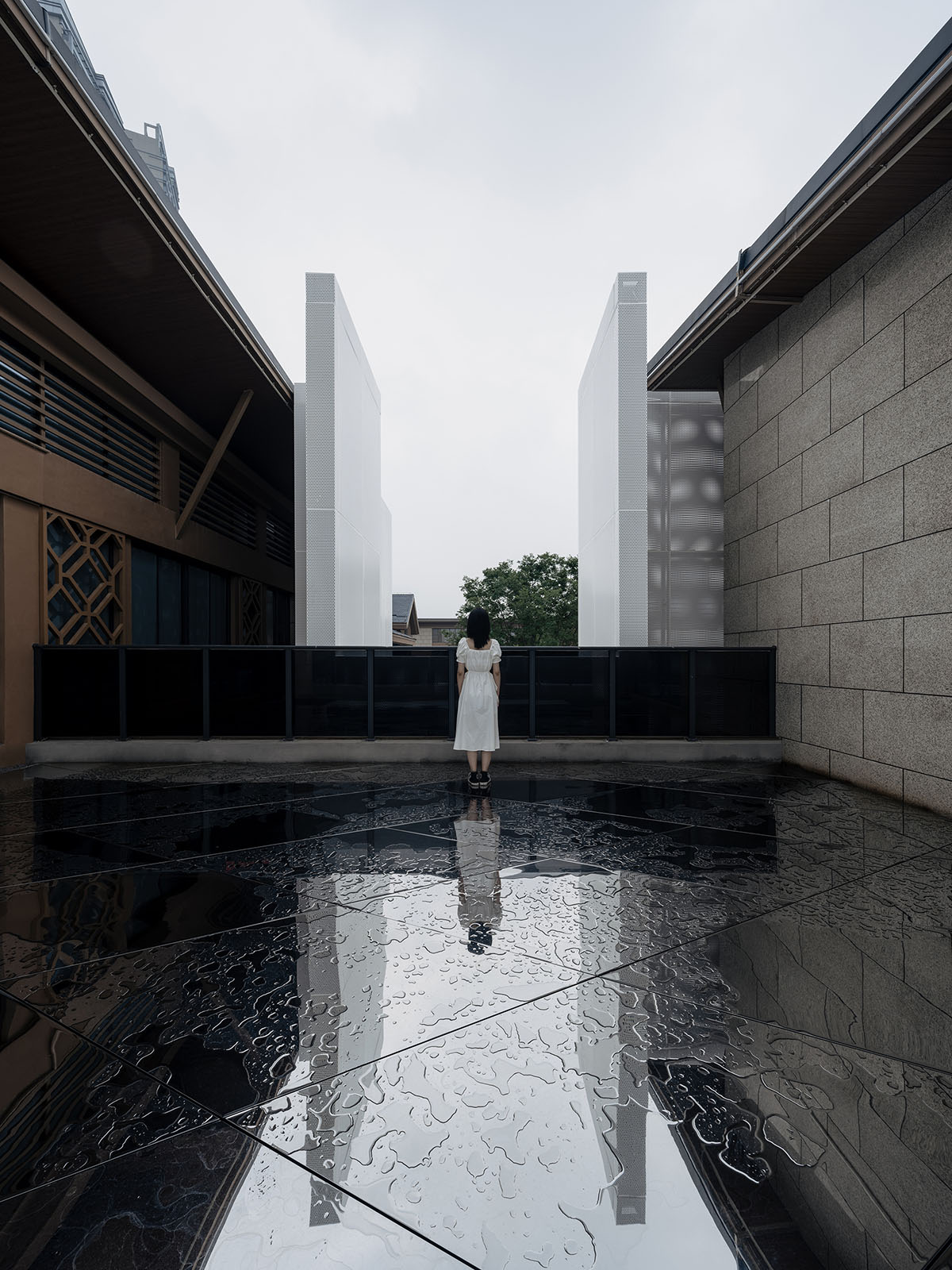 Wutopia Lab completes Books in Clouds — Duoyun Bookstore in Huangyan, China