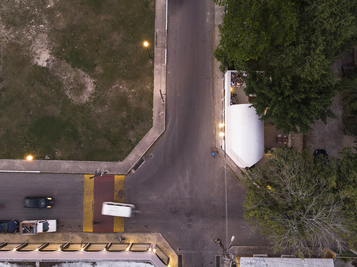 TACO converts small rural house into a restaurant on a corner plot in Mérida, Mexico