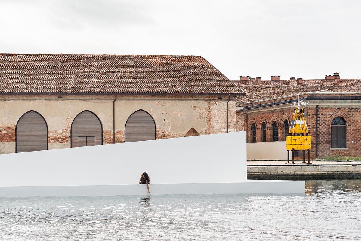 Carlo Ratti Associati-designed AquaPraça launched on 5 September in Venice, on its way to COP30