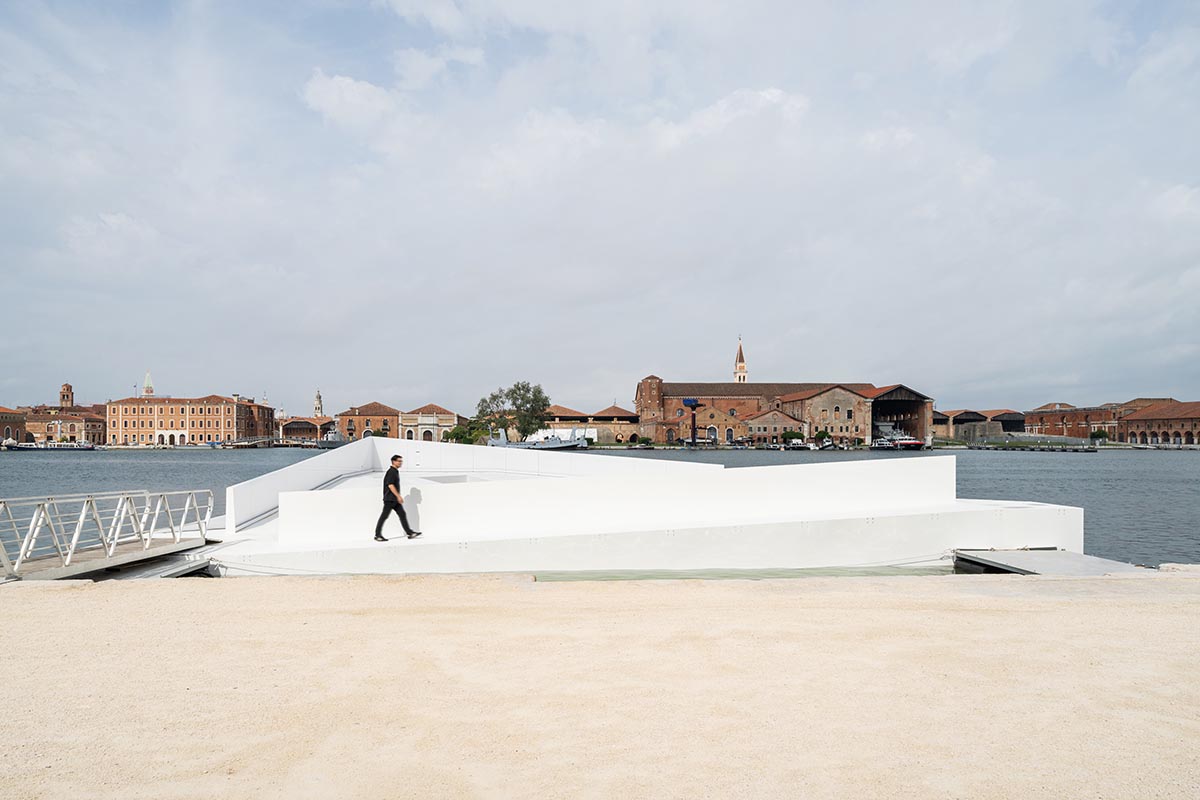 Carlo Ratti Associati-designed AquaPraça launched on 5 September in Venice, on its way to COP30
