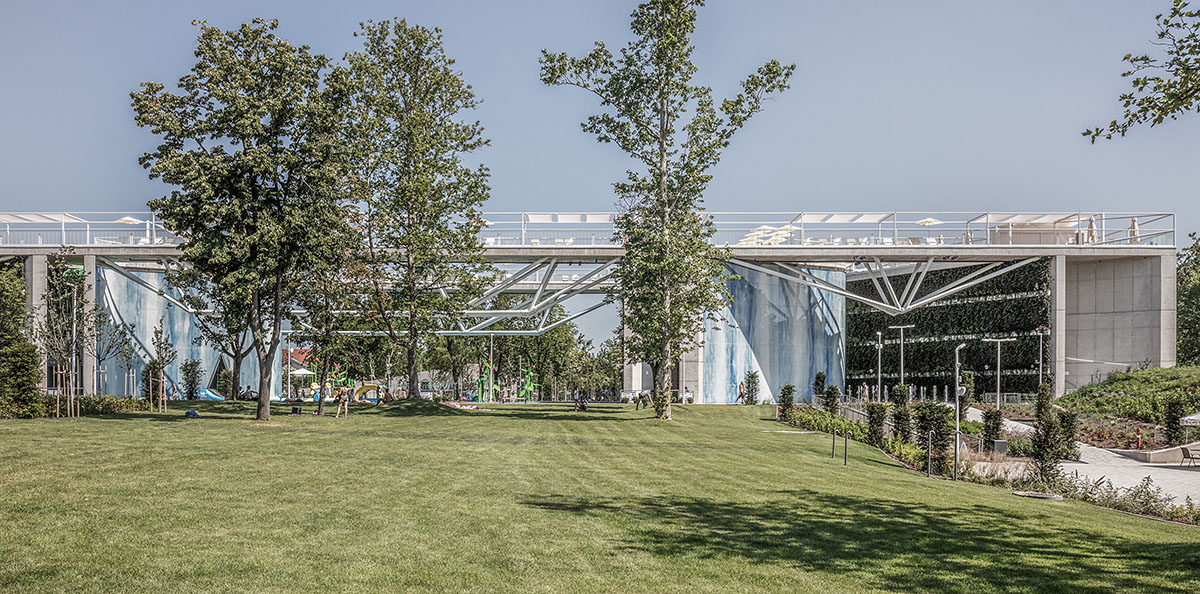 BORD completes aquaticum waterpark in Hungary by combining artistic composition of elements