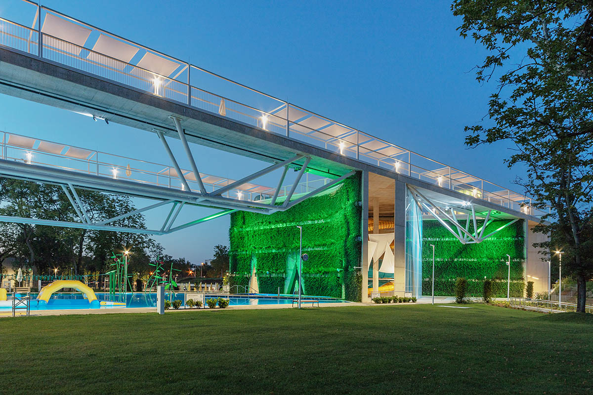 BORD completes aquaticum waterpark in Hungary by combining artistic composition of elements