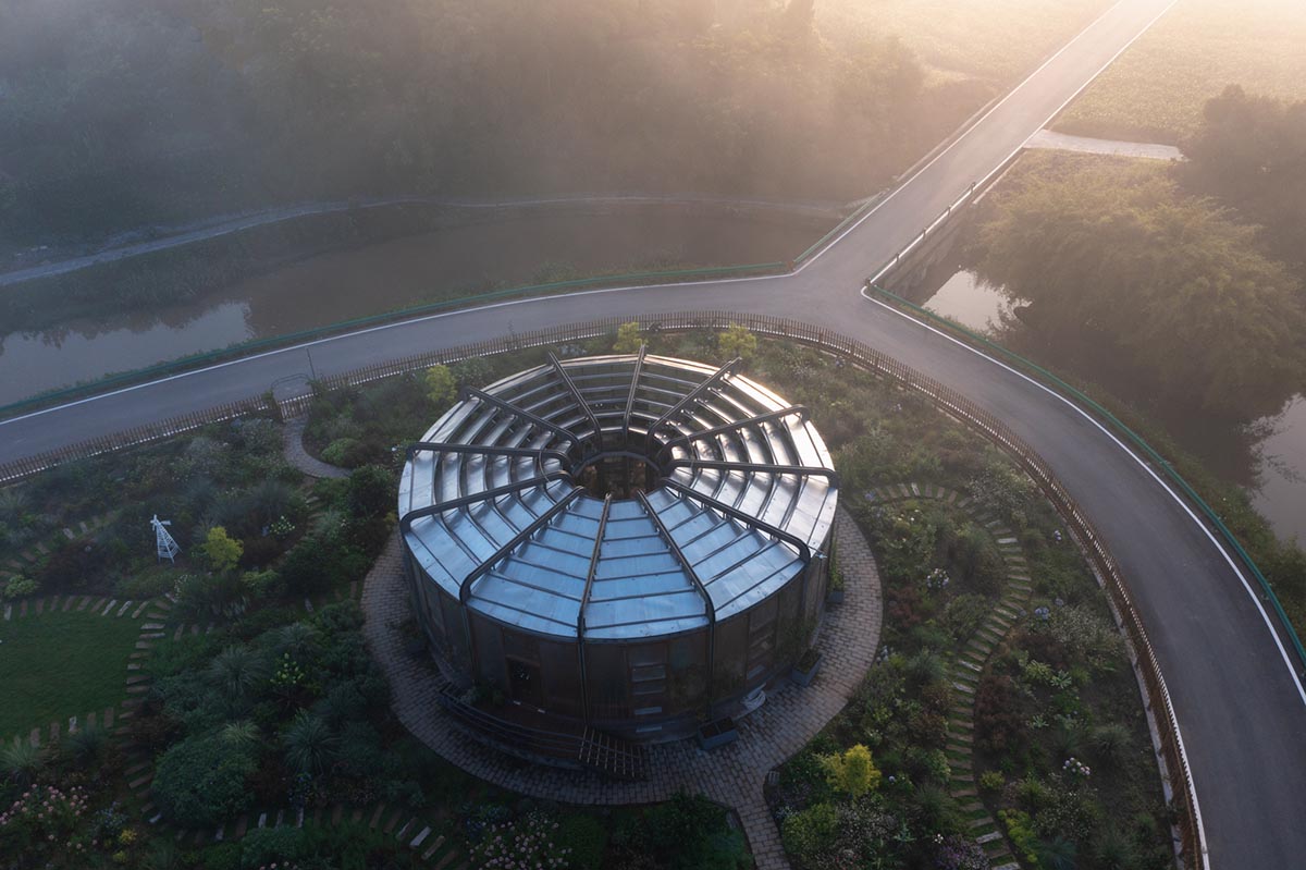 We Live Architects completes circular flower house in Chongqing, China 