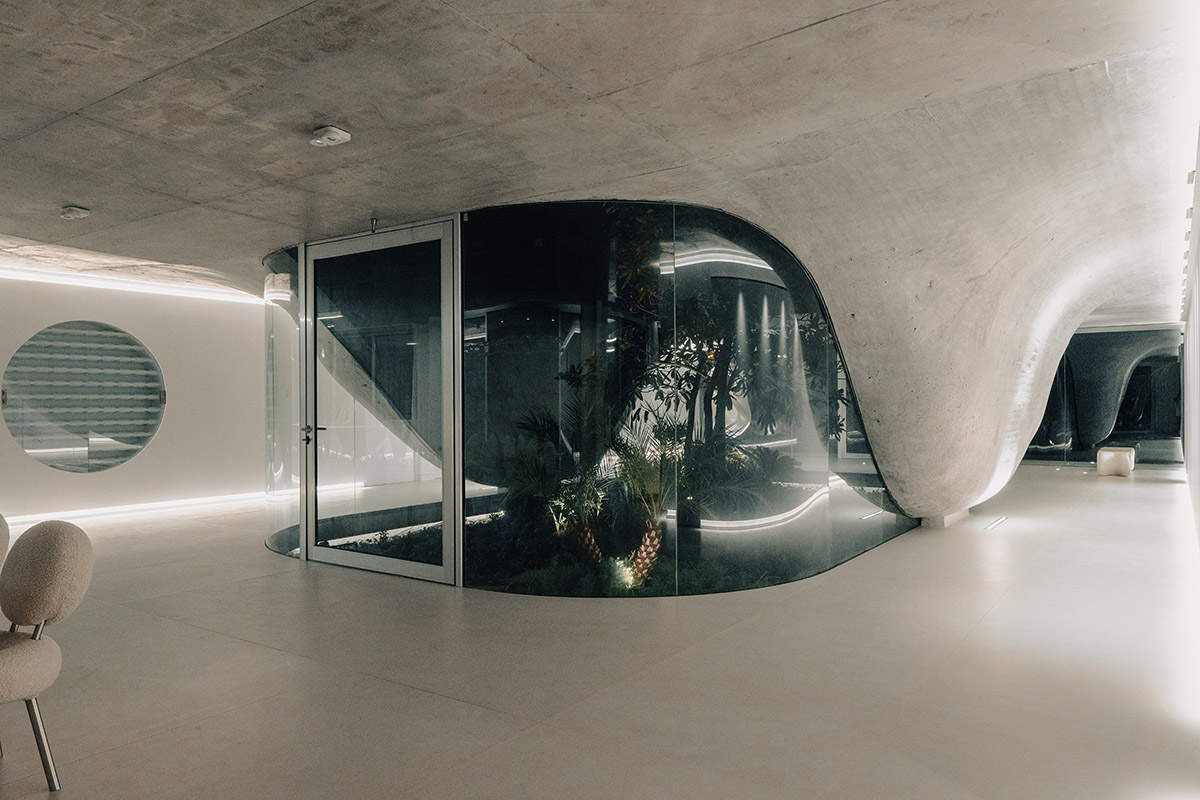 Estudio Felipe Escudero designs Magnolia House around a courtyard and magnolia tree in Ecuador