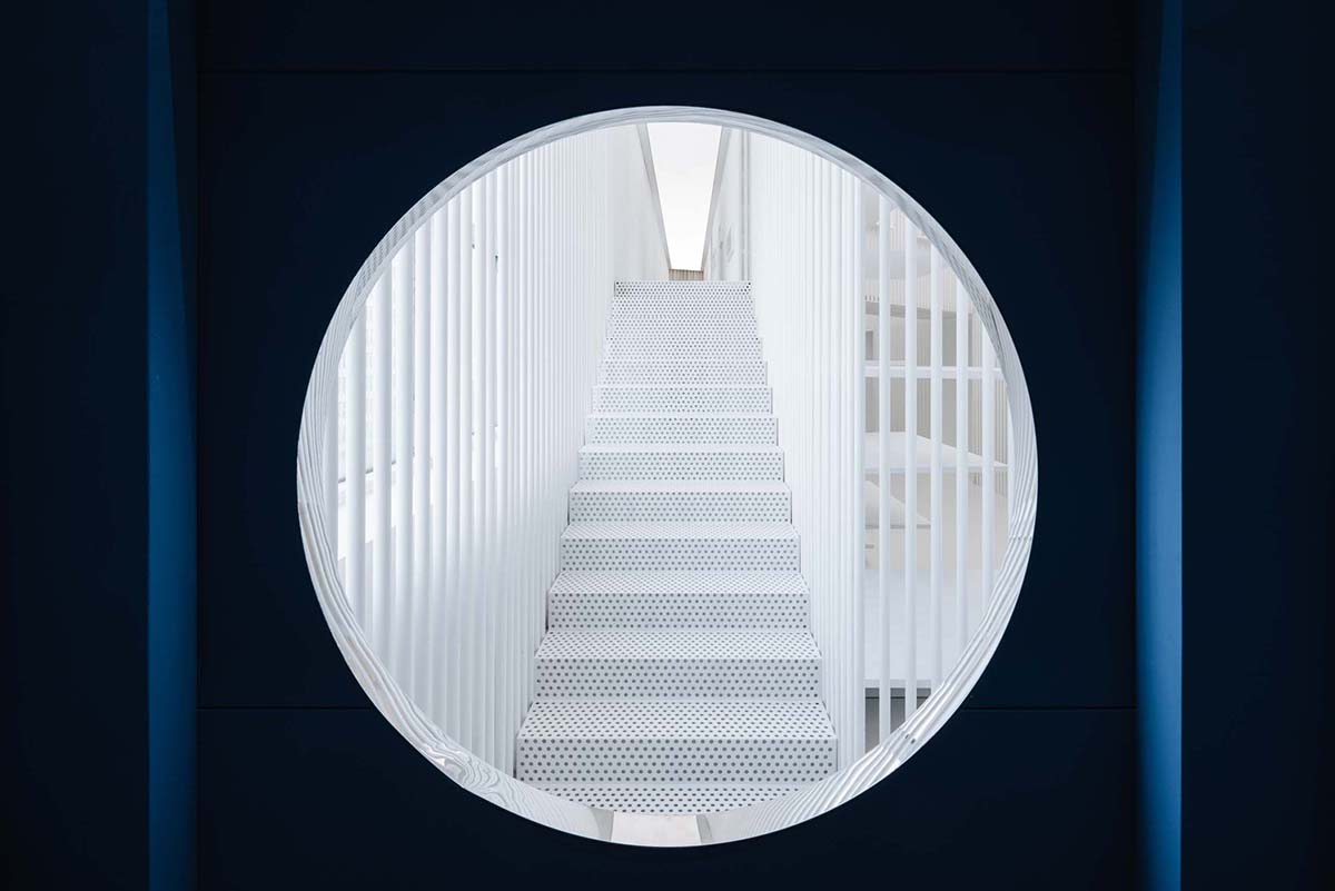 Wutopia Lab designed the first architectural model museum of China with continuous steel pipes