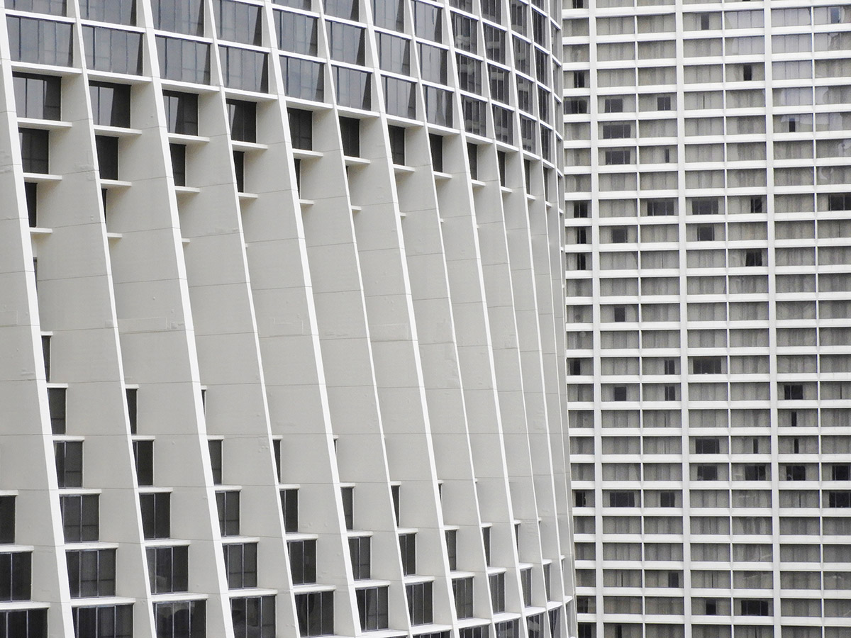 Nikola Olic captures alluring details in his 