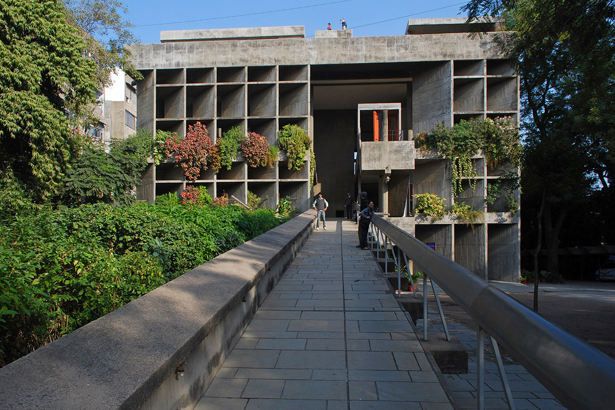 Remembering Le Corbusier His Indian Connection On His 132nd Birth   Atmahouse188b 