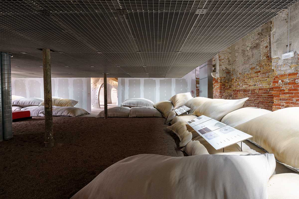 Bahrain Pavilion: Innovations in Passive Cooling and Shading at the Venice Architecture Biennale
