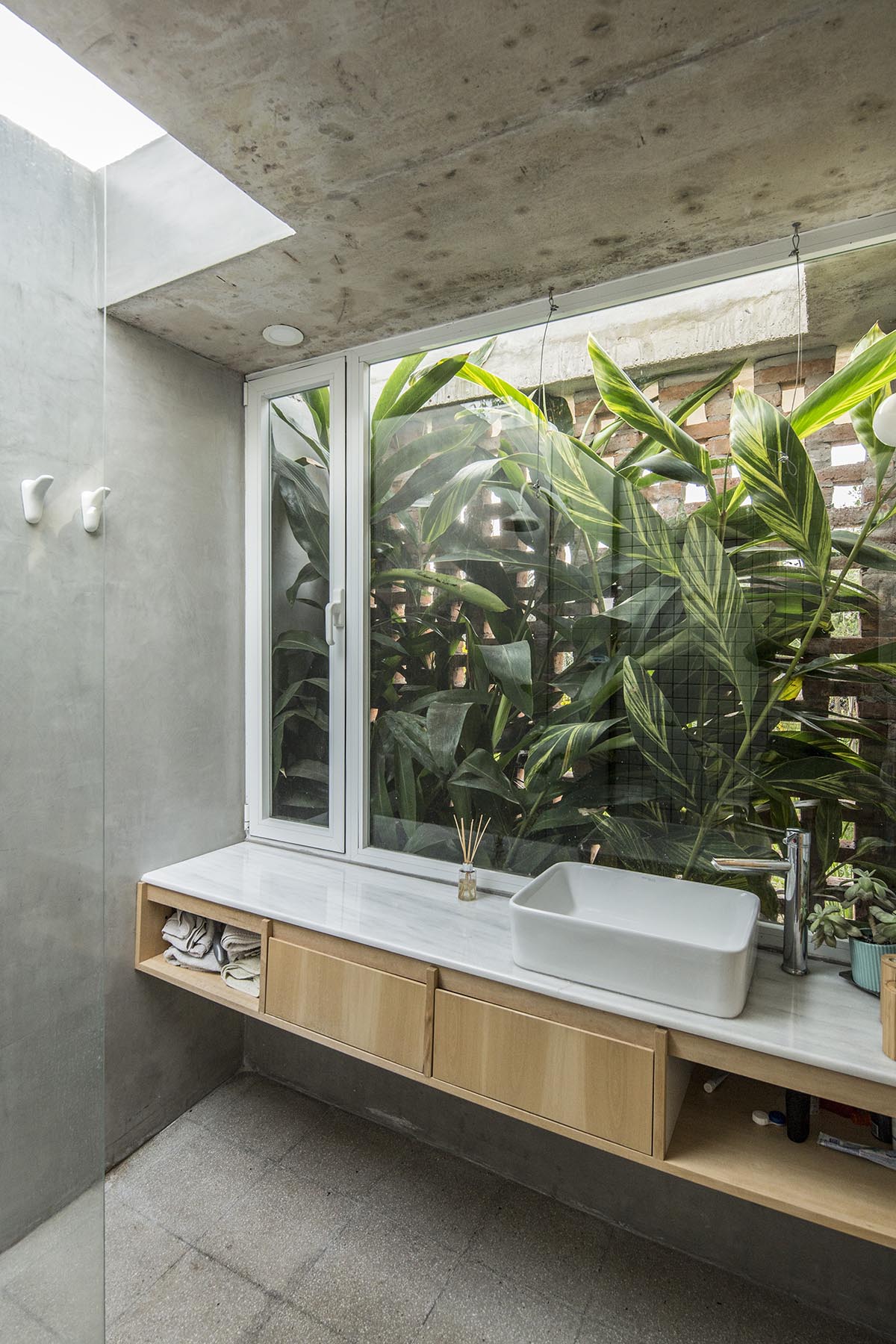 BAAG's Rodney House features light vaults that form living units in Buenos Aires, Argentina