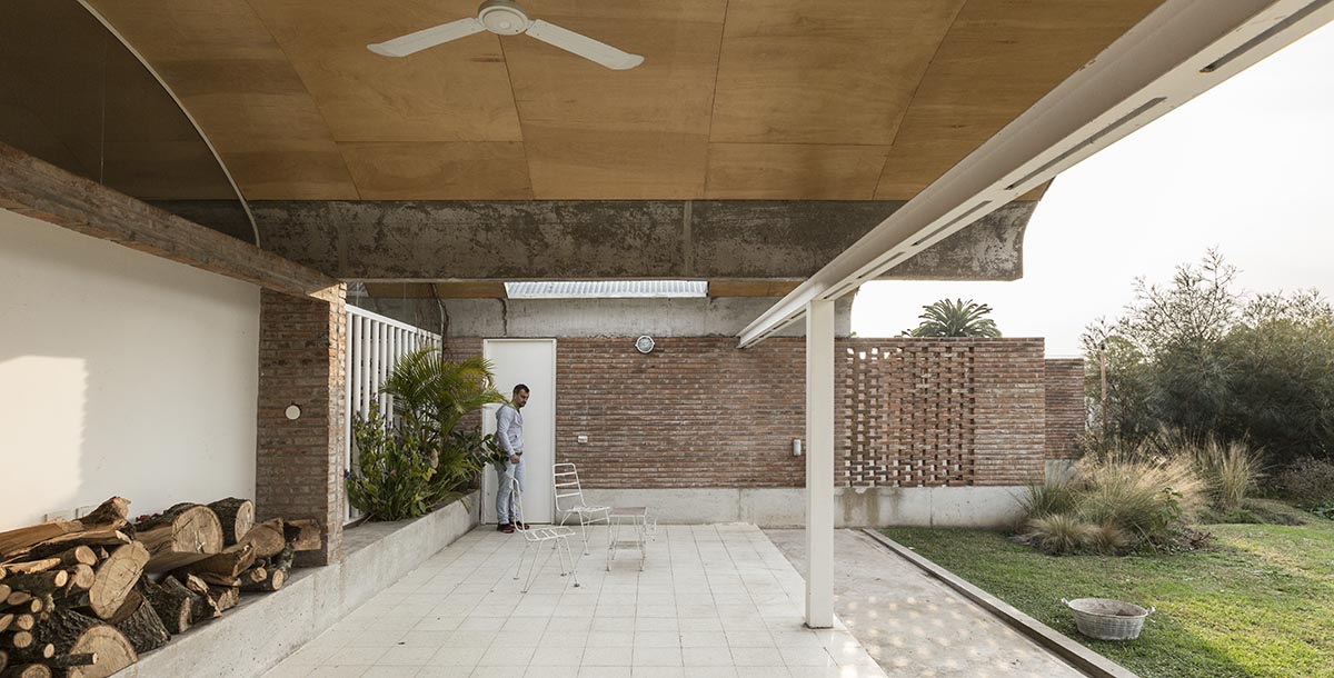 BAAG's Rodney House features light vaults that form living units in Buenos Aires, Argentina
