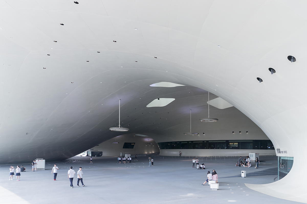 World's Largest Arts Centre Under One Roof designed by Mecanoo opens in Taiwan